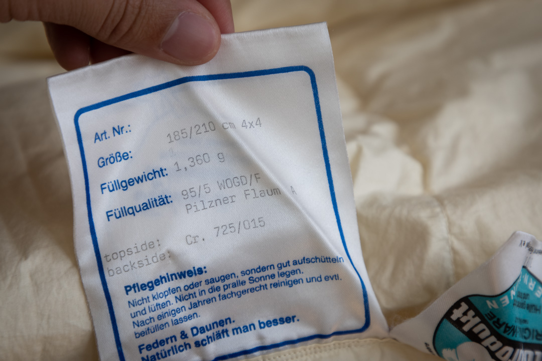 ドイツ製羽毛布団(リフォーム前) - 快眠屋おの<公式サイト> ドイツ製羽毛布団(リフォーム前)