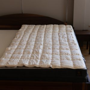 オリジナル洗えるウールベッドパッド